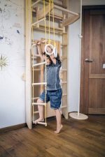 Espalier de gymnastique avec barre de traction Wood Mood – Image 9