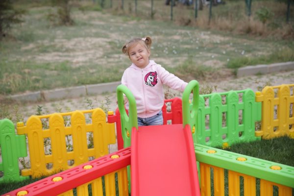 toboggan de jardin en plastique King – Image 5