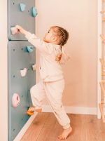 mur d’escalade gris pour la maison – Image 9