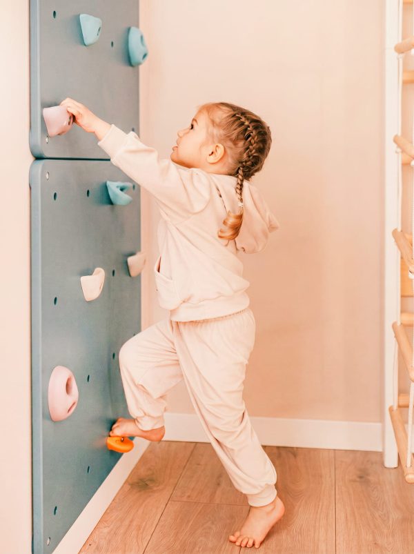 mur d’escalade gris pour la maison – Image 9